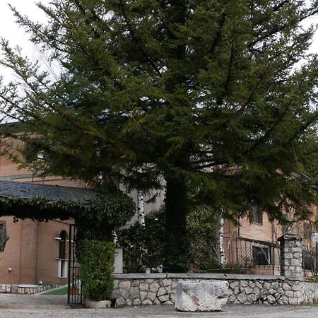 Lh Albergo Il Picchio ペスカッセーロリ エクステリア 写真