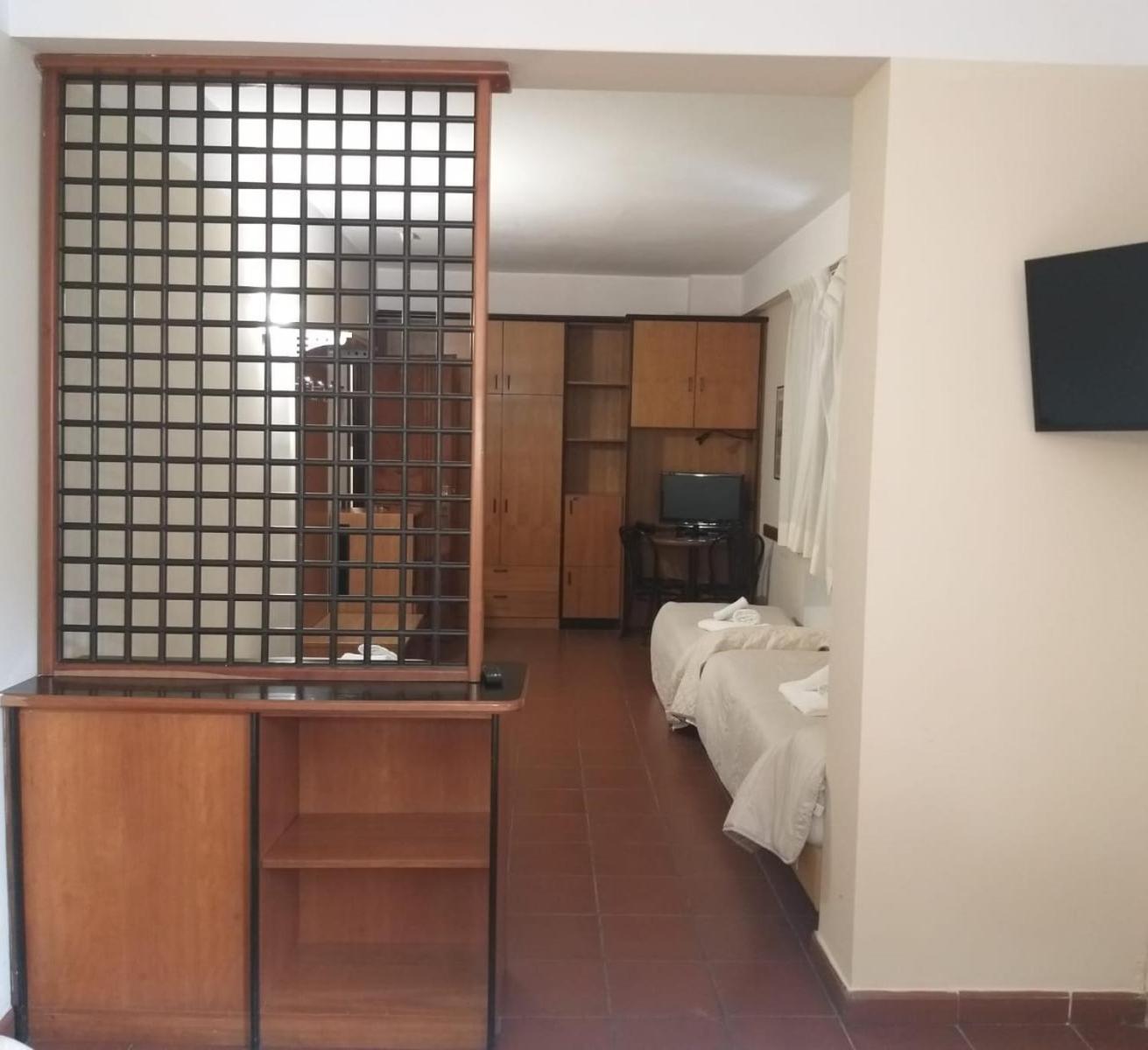 Lh Albergo Il Picchio ペスカッセーロリ エクステリア 写真